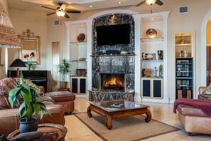 House, 5 Bedrooms | Living area - Crystal Beach Villa 5 Bedroom Home (Port Bolivar)