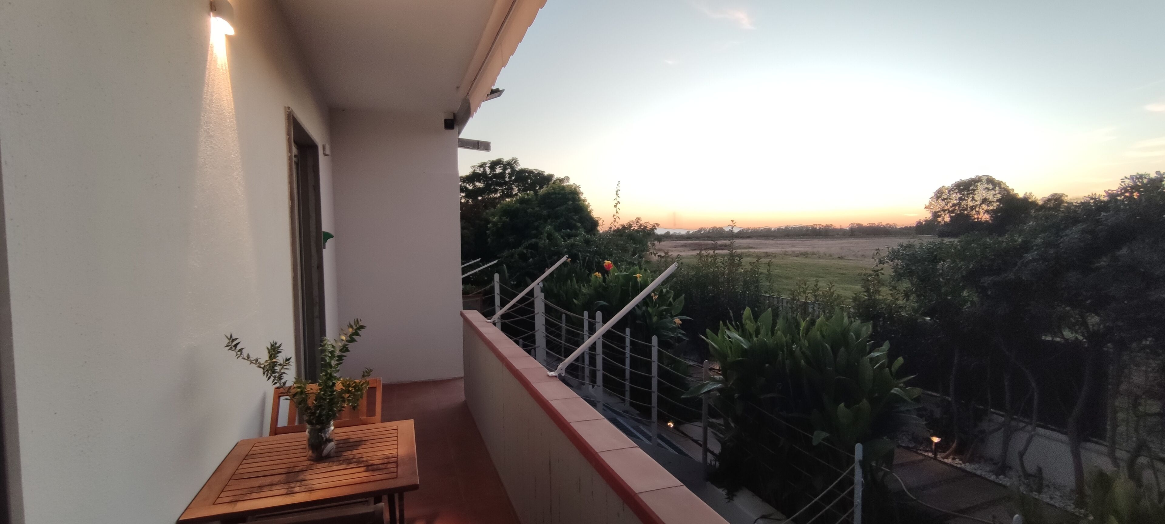 Premium-Doppelzimmer, eigenes Bad, Hügelblick | Terrasse/Patio
