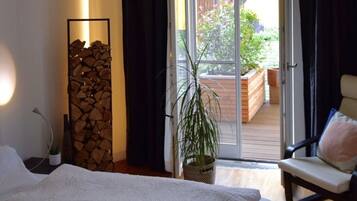 House | 2 bedrooms, individually furnished, iron/ironing board, bed sheets