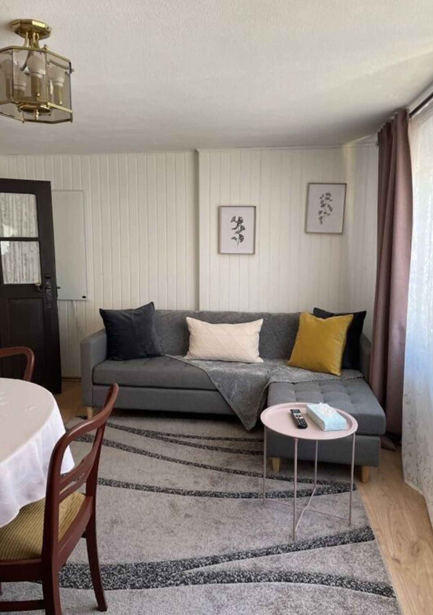 Mobile Home | Dining