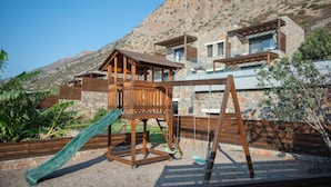 Unclassified image, 5 of 31, button - Beach Access 6 Bedroom Villa (Agios Nikolaos)