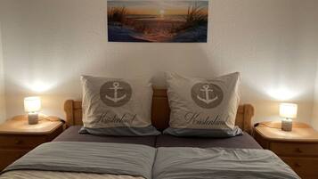 1 bedroom, individually furnished