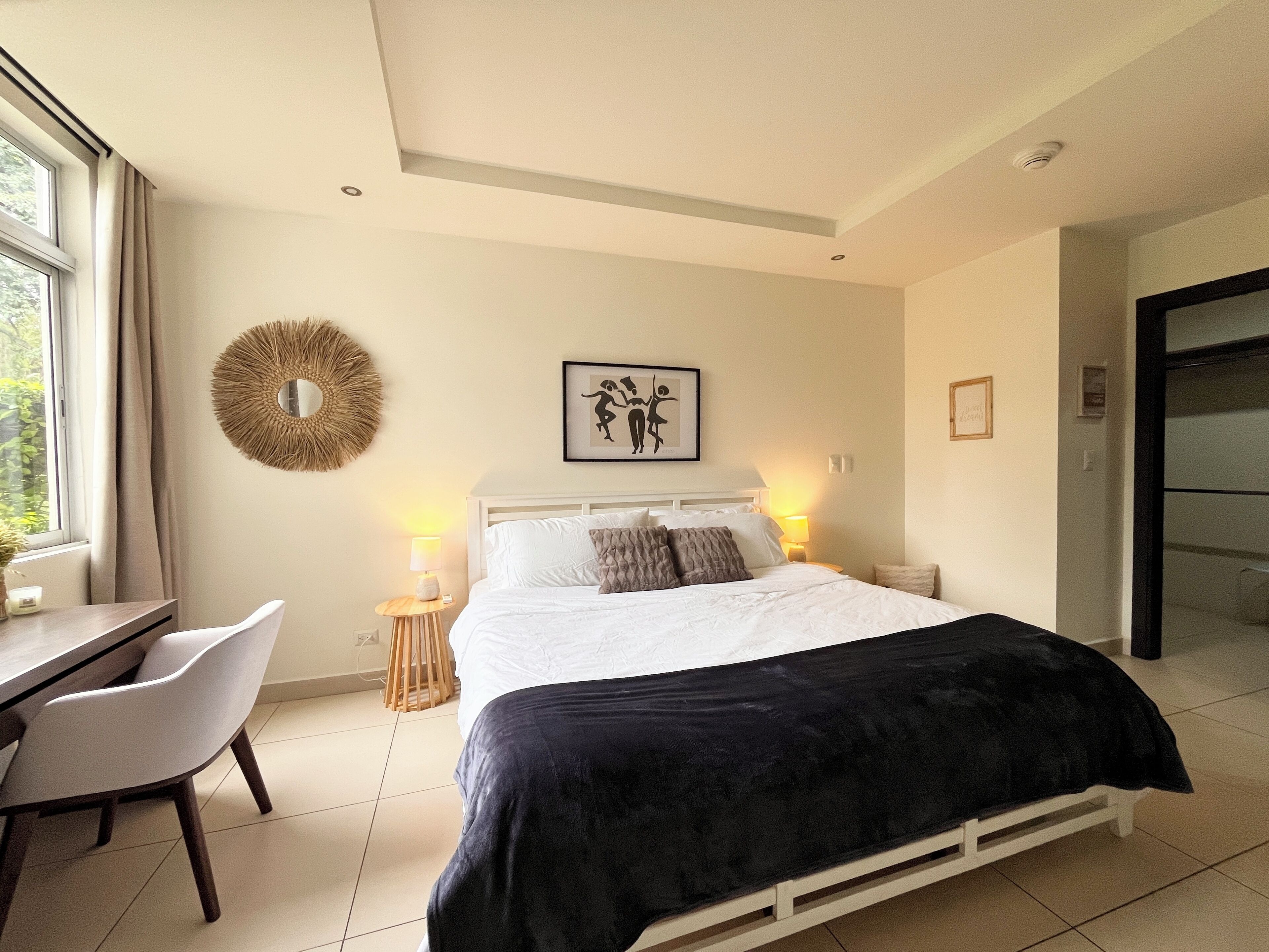 2 Schlafzimmer, Schreibtisch, Bügeleisen/Bügelbrett, WLAN