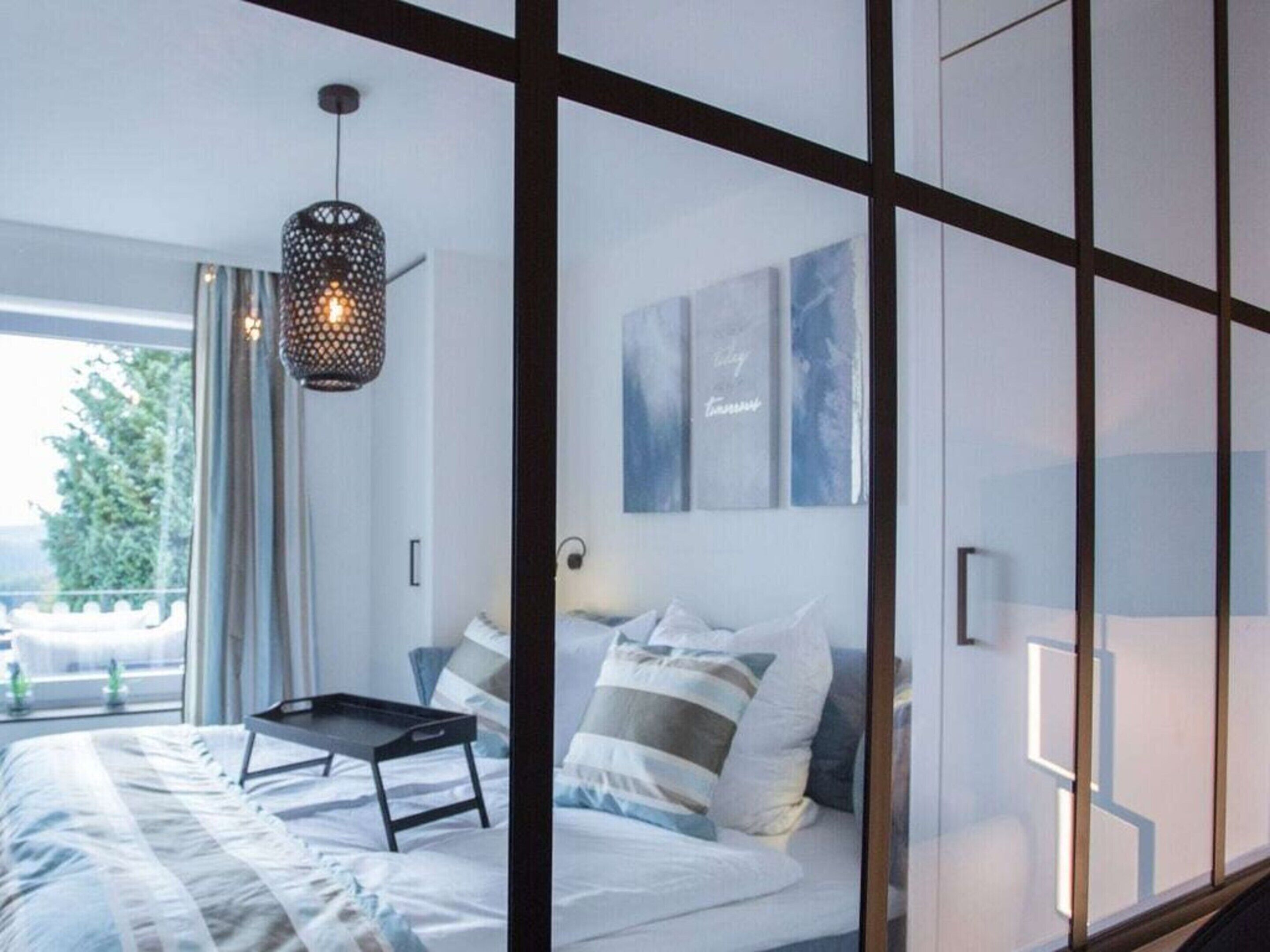 1 Schlafzimmer, individuell eingerichtet, Bügeleisen/Bügelbrett