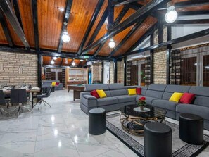 Villa | Spielezimmer