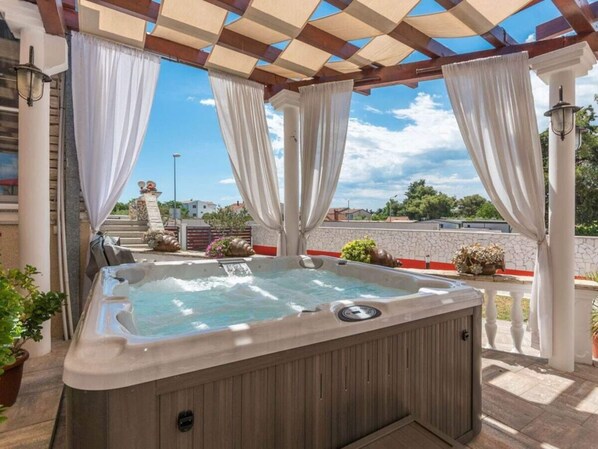 Villa | Property amenity - Ancora No. 1 Comfortable Holiday Residence (Sveti Filip i Jakov)