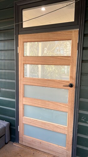 Palm Hamilton BackPackers 