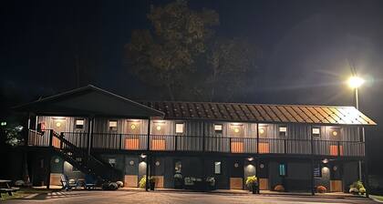 Lincoln Boutique Motel- Lower King #2