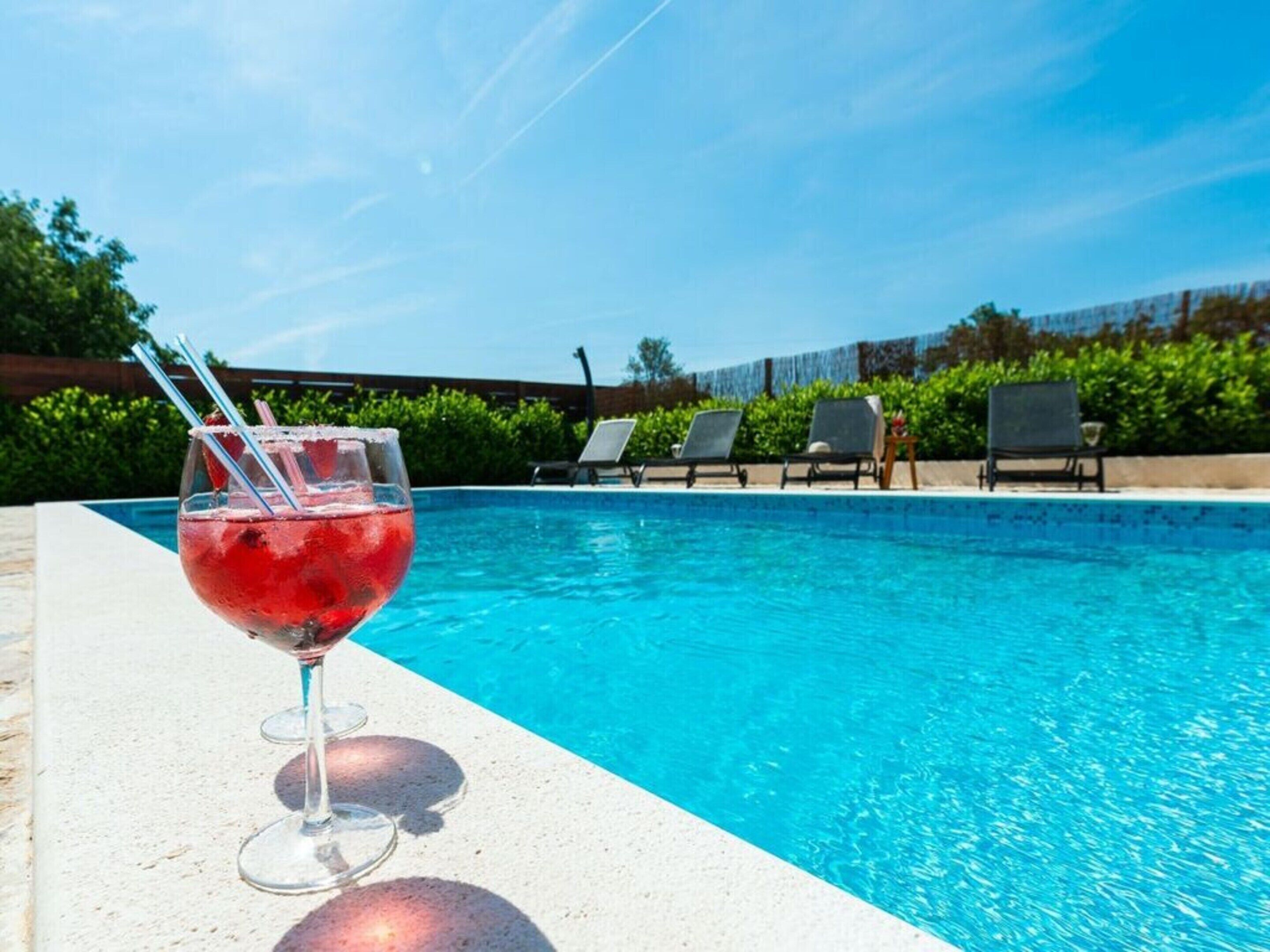 Mobile Home | Pool | Outdoor pool