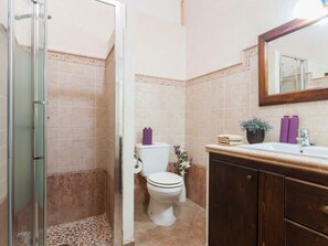 Mobile Home | Bathroom