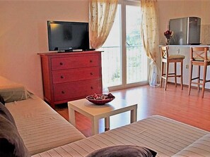 1 bedroom, iron/ironing board - San Elena Comfortable Holiday Residence (Rovinj)