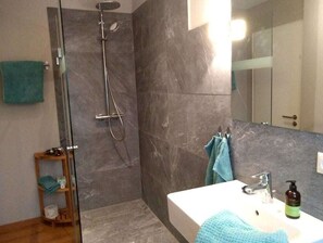 Ferienhaus | Badezimmer