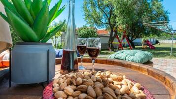 Mobil Karavan | Tempat makan