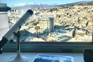 Interior - Central penthouse w Spectacular sea city view
(Genova)