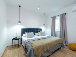 Villa | 4 chambres, ameublement personnalisé, fer et planche à repasser