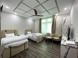 Deluxe Double Room, River View | Iron/ironing board, free WiFi - Harriot Skardu (Skardu)