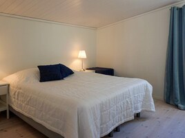 House | 3 bedrooms, individually furnished