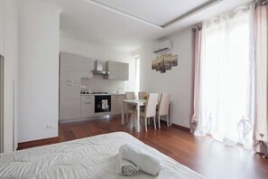 Fer et planche à repasser, Wi-Fi, draps fournis