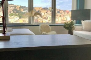 Interior - Central studio loft w great view
(Genova)