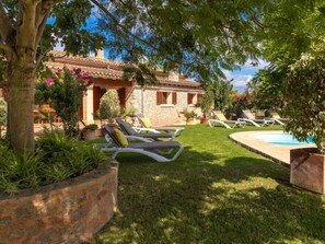 Mobile Home | Pool | Outdoor pool - Holiday House in Sa Pobla With 1 Bedroom (Buger)