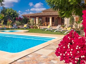 Mobile Home | Pool | Outdoor pool - Holiday House in Sa Pobla With 1 Bedroom (Buger)