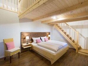 House | 2 bedrooms, individually furnished, iron/ironing board - in the Holiday Home Vorbergblick (Reichersbeuern)