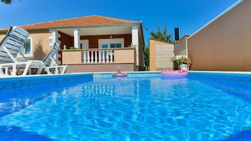 Mobile Home | Pool | Outdoor pool