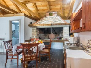 Mobile Home | Private kitchen