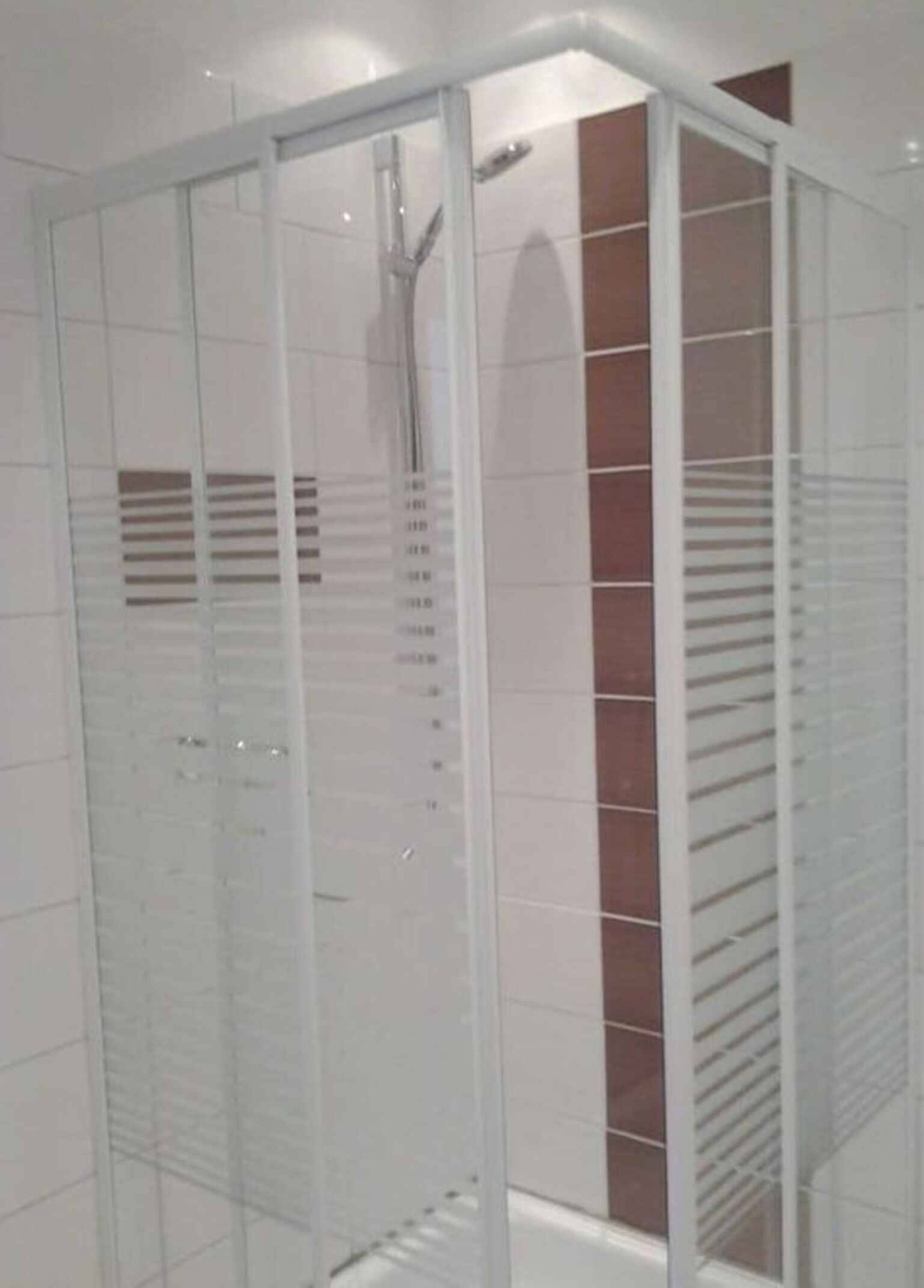 Mobile Home | Bathroom