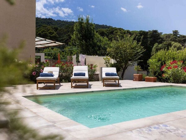 Villa | Pool | Outdoor pool - Villa in Veli Losinj With Swimming Pool (Mali Losinj)