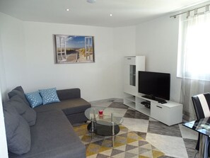 Mobile Home | Living area | Fireplace - Victoria Comfortable Holiday Residence (Jasenice)