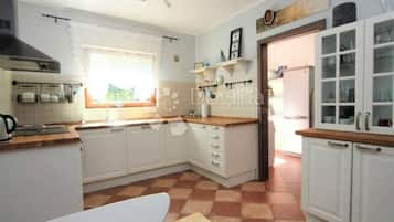 Mobile Home | Private kitchen