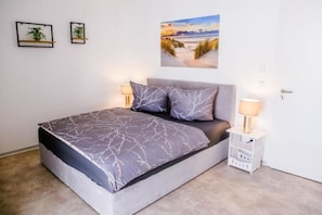 5 bedrooms, iron/ironing board, travel cot, WiFi - Apartment house Windland  (Muldestausee)