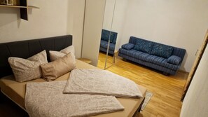 2 bedrooms, iron/ironing board, WiFi, bed sheets