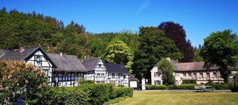 Schmahl Comfortable Holiday Residence