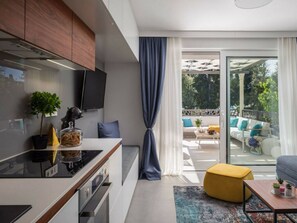 Private kitchen - Villa in Zadar With Swimming Pool (Zadar)