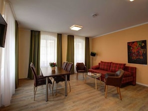 Living area - 3 Apartments am Schwibbogen (Görlitz)