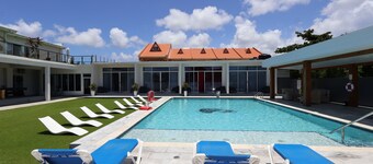 PARIS Villas Tropical Suite