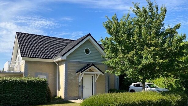 Villa | Exterior - With Pool Comfortable Holiday Residence (Kamperland)