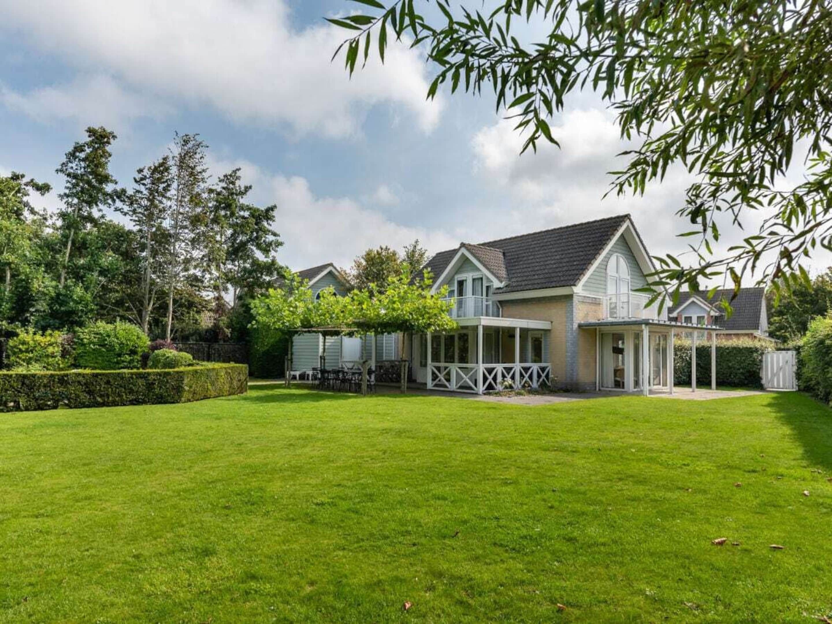 Villa | Exterior