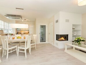 Private kitchen - Holiday Home Traumzeit I (Zingst)