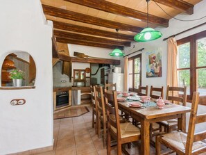 Mobile Home | Dining