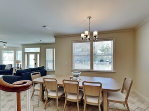 House, Multiple Beds, Patio, Garden View (Corner Castle) | Dining