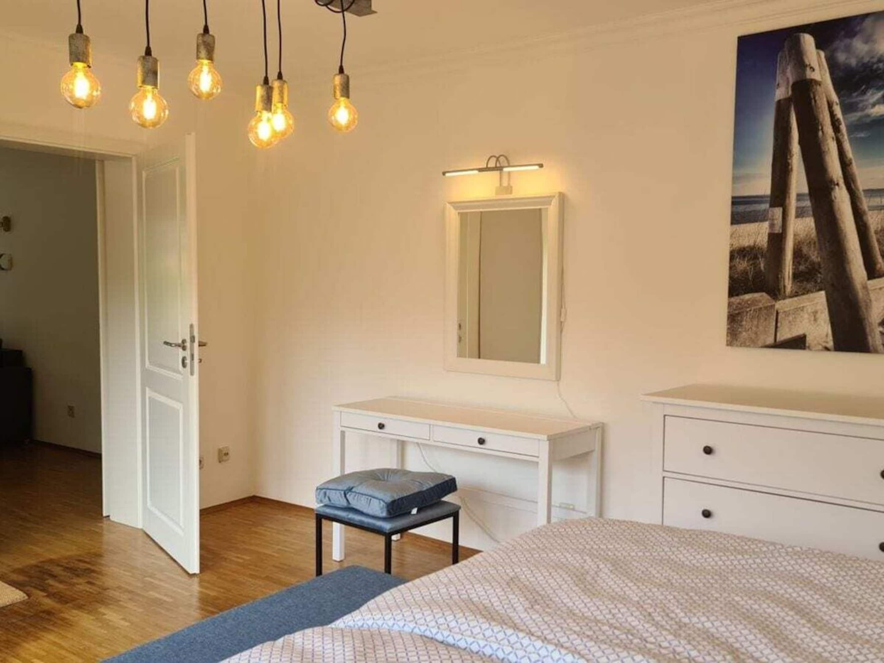 Individually furnished, iron/ironing board