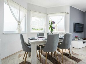 House | Dining - Holiday House Flora With Pool (Policnik)