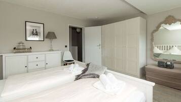 2 bedrooms, individually furnished