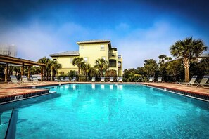Pool - 4BR seconds to beach Free Beach Srvc (Miramar Beach)