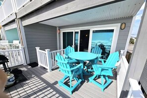 Outdoor dining - 11 - 3BR $700+ in freebies incl golf, On Beach (Miramar Beach)