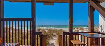 8 - 4BR $700+ in freebies incl golf, On Beach