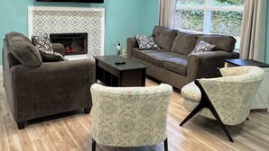 Unclassified image, 2 of 35, button - 5 BR King Beds Game Room Yard Family Home Explore DC Quantico Stafford  (Stafford)